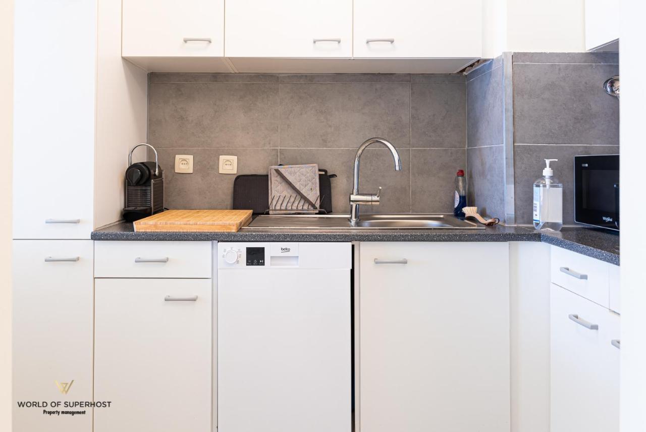 Helene, Appartement Vlakbij Het Strand 奥斯滕德 外观 照片